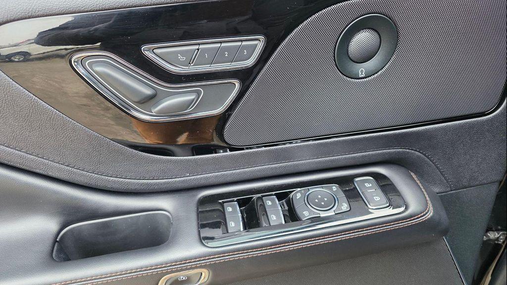 used 2021 Lincoln Aviator car, priced at $33,683