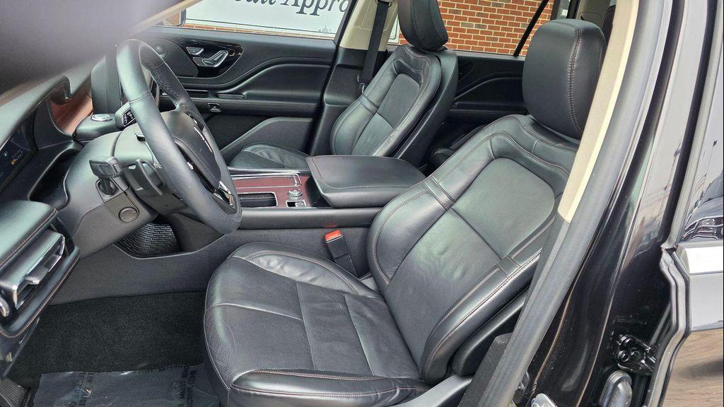 used 2021 Lincoln Aviator car, priced at $33,683