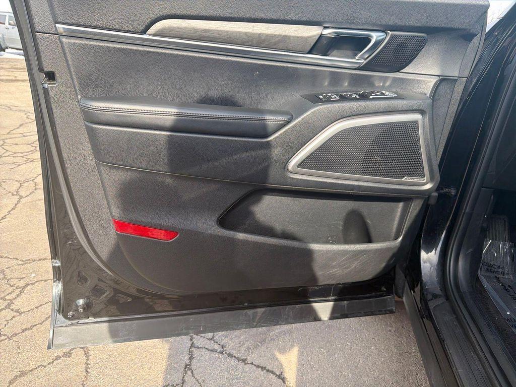 used 2024 Kia Telluride car, priced at $31,664