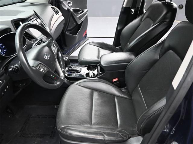 used 2018 Hyundai Santa Fe car, priced at $15,495