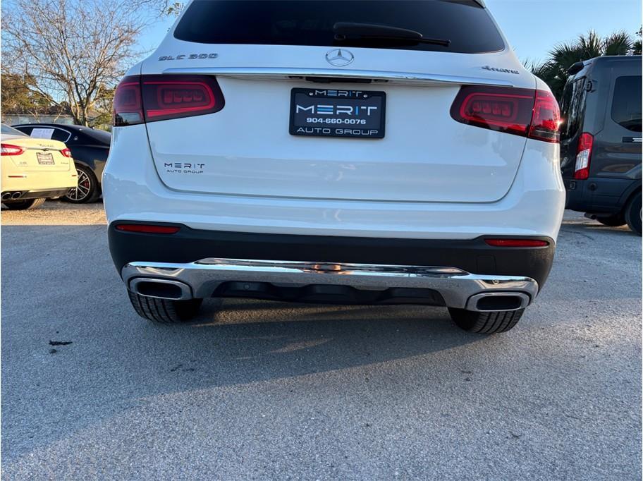 used 2020 Mercedes-Benz GLC 300 car, priced at $23,400