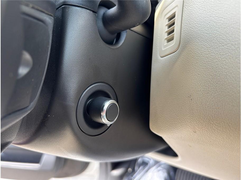 used 2018 Land Rover Range Rover car, priced at $21,900