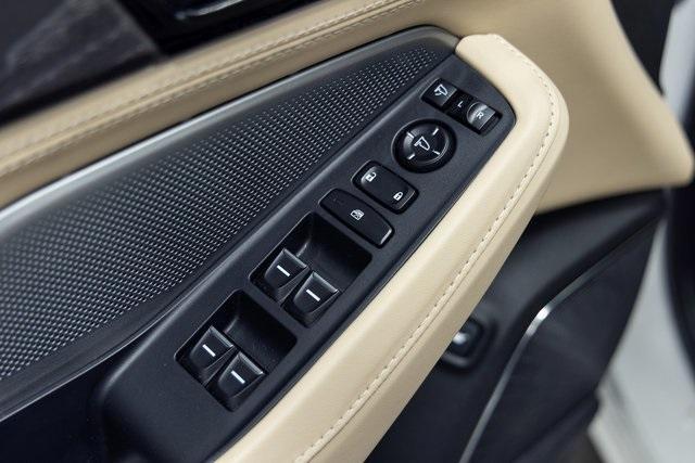 used 2025 Acura MDX car, priced at $56,500