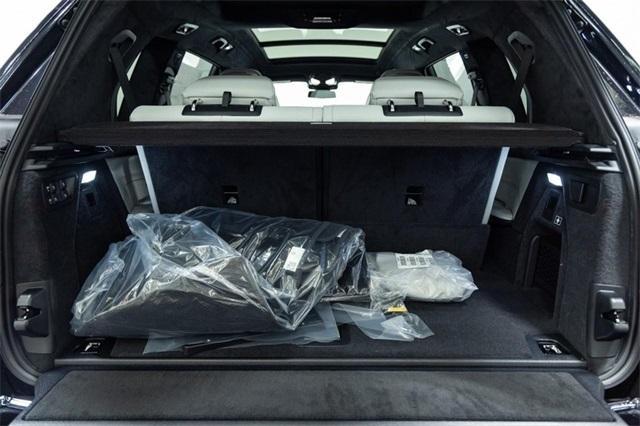 new 2026 BMW X7 car, priced at $99,100