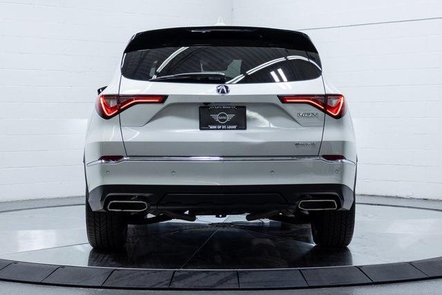 used 2022 Acura MDX car, priced at $31,990
