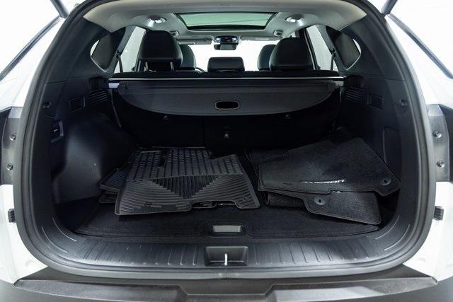 used 2025 Hyundai TUCSON Hybrid car, priced at $34,990