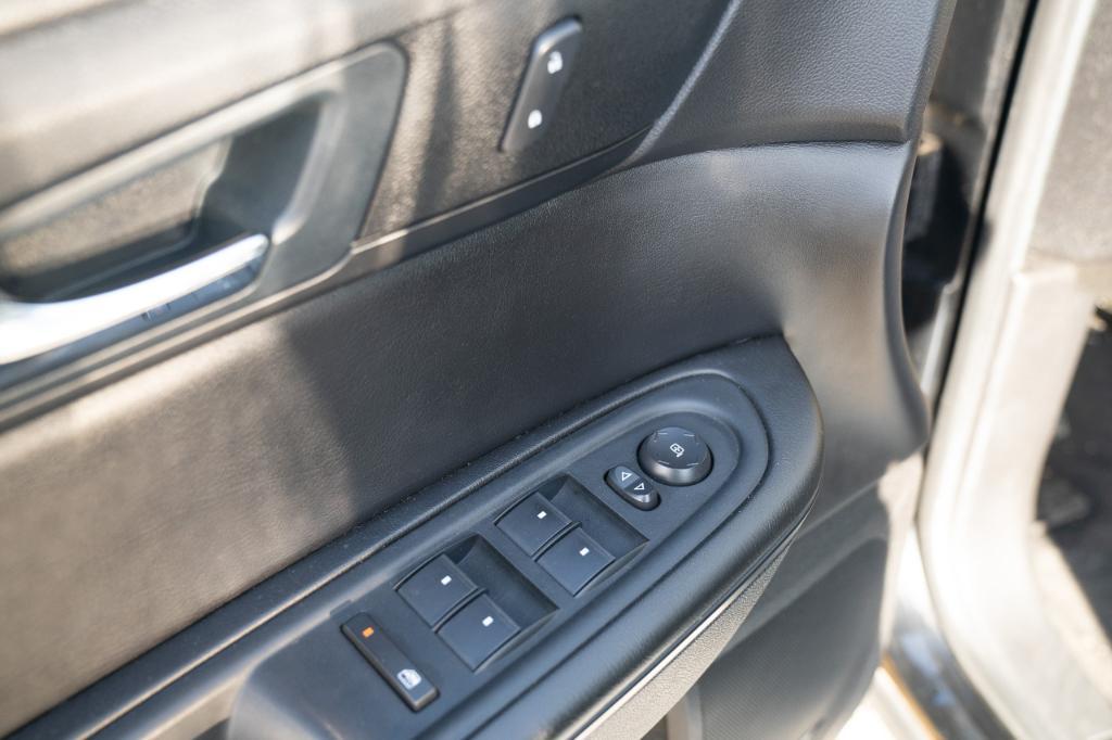 used 2017 Chevrolet Traverse car, priced at $5,995