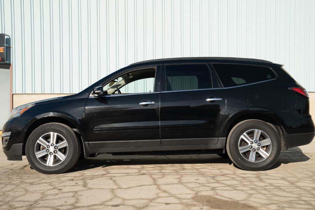 used 2017 Chevrolet Traverse car, priced at $5,995