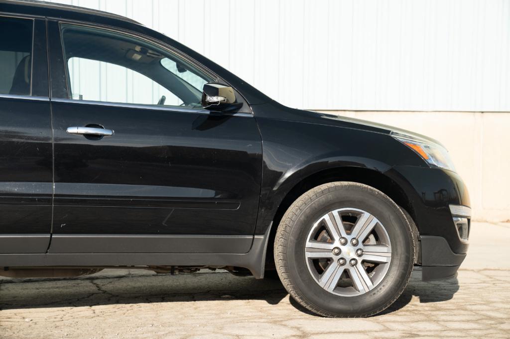 used 2017 Chevrolet Traverse car, priced at $5,995