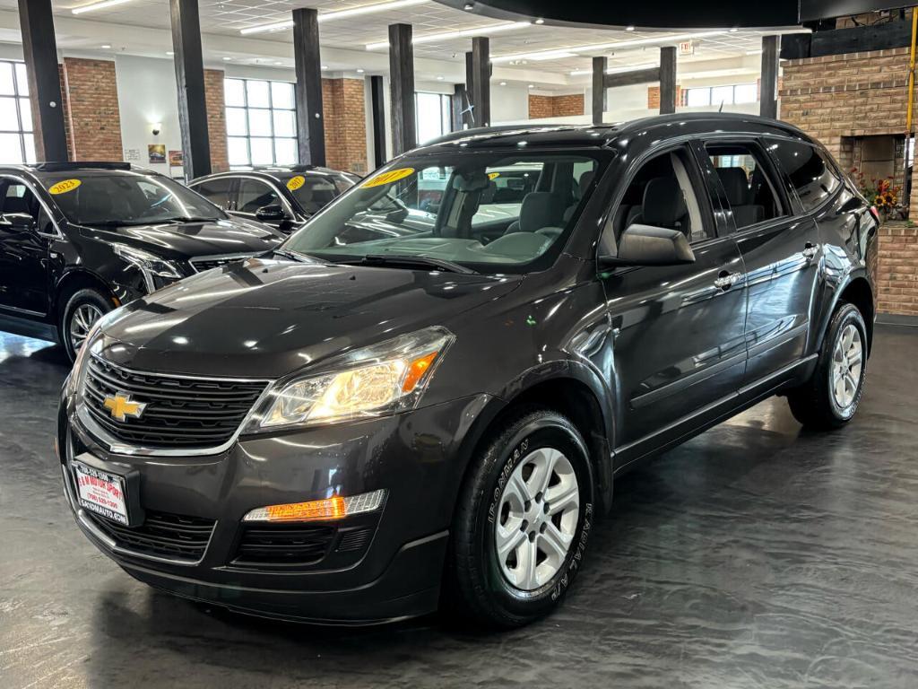 used 2017 Chevrolet Traverse car, priced at $7,988