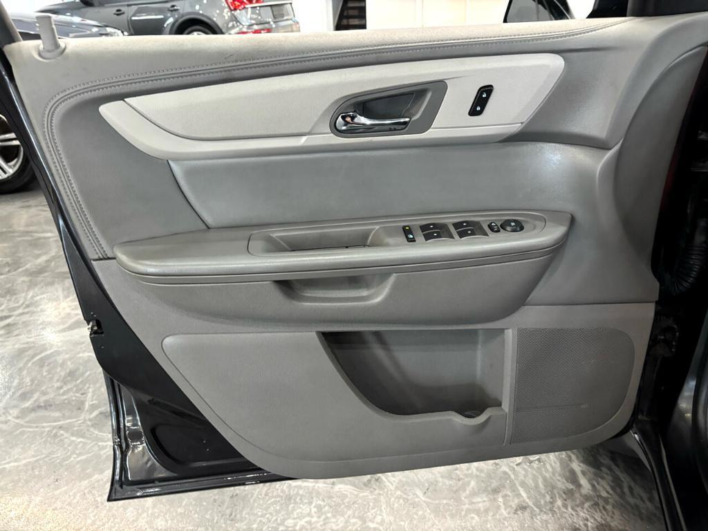 used 2017 Chevrolet Traverse car, priced at $7,988