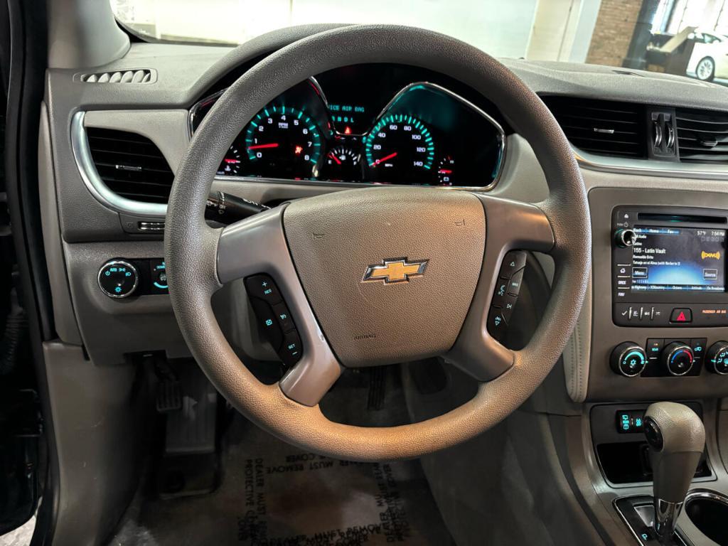 used 2017 Chevrolet Traverse car, priced at $7,988