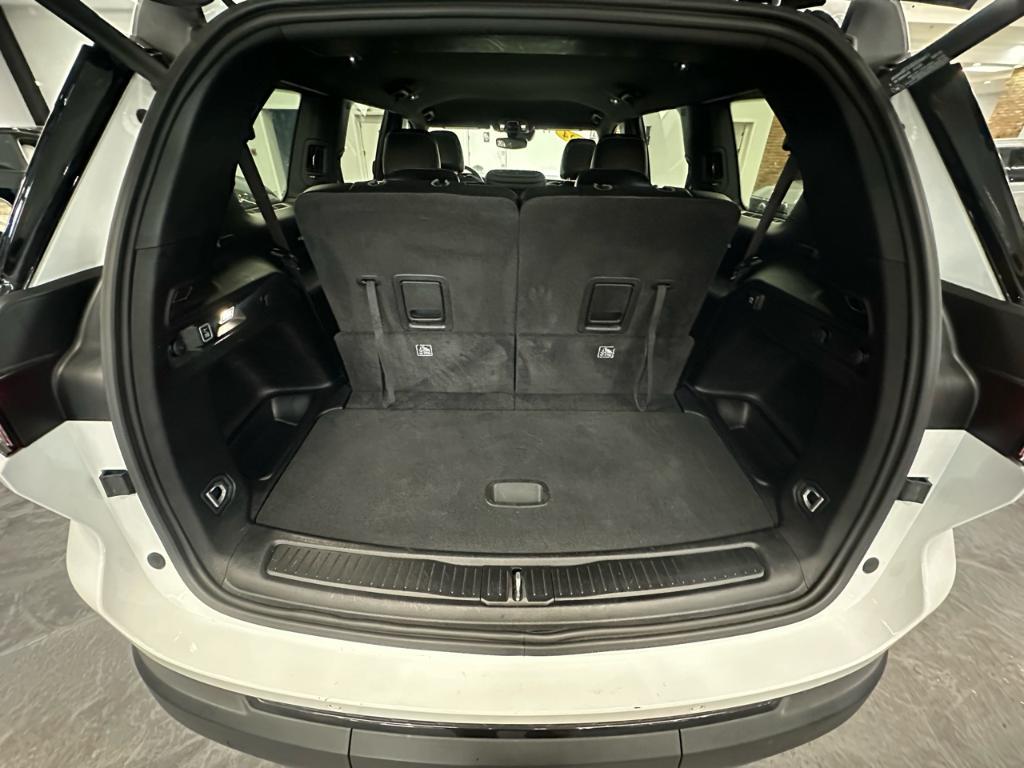 used 2024 Jeep Grand Cherokee L car, priced at $30,988