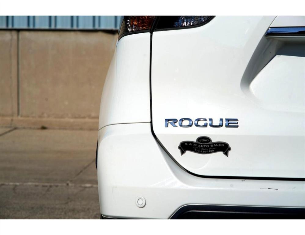 used 2020 Nissan Rogue car, priced at $13,995