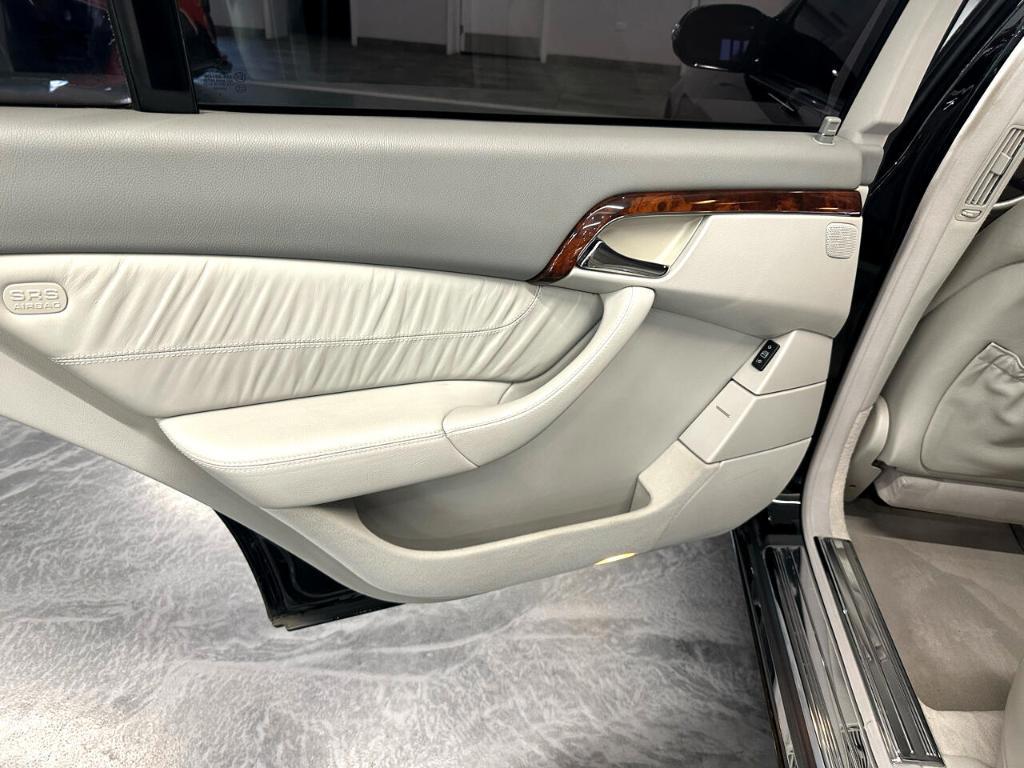 used 2006 Mercedes-Benz S-Class car, priced at $3,900