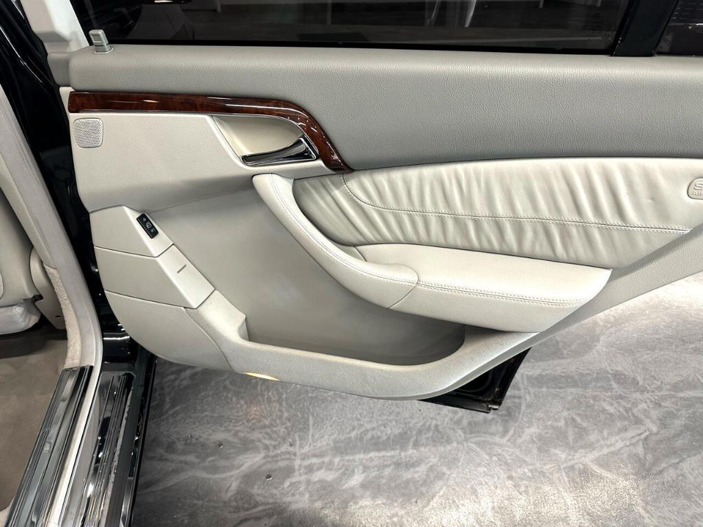 used 2006 Mercedes-Benz S-Class car, priced at $3,900