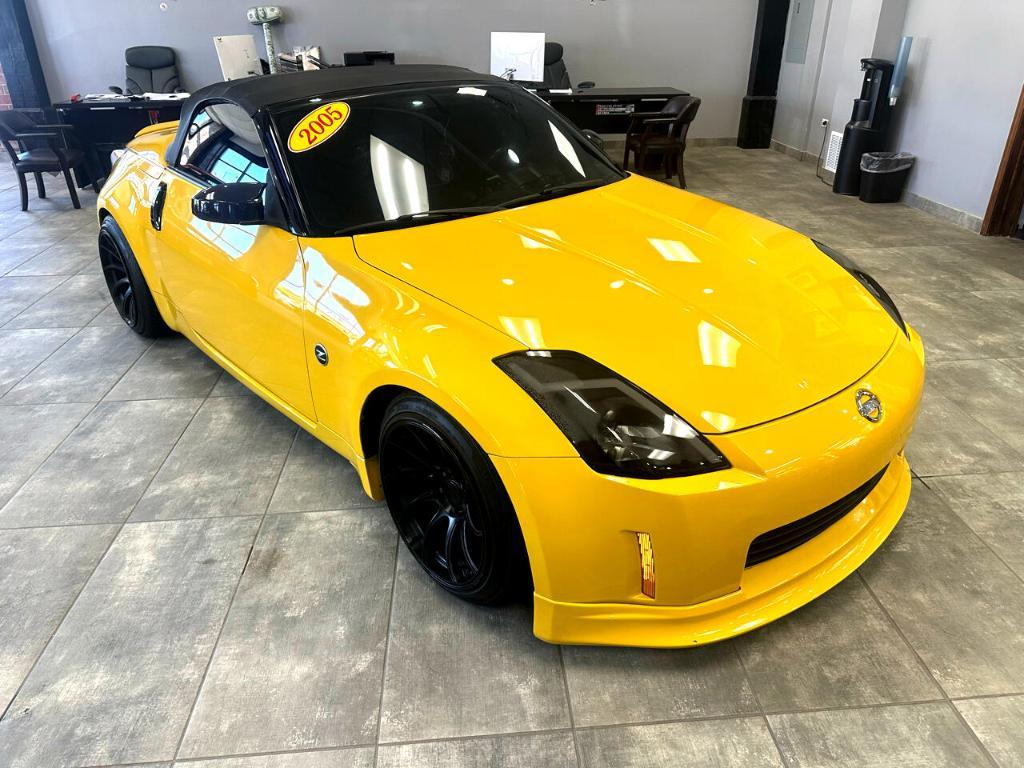 used 2005 Nissan 350Z car, priced at $10,988