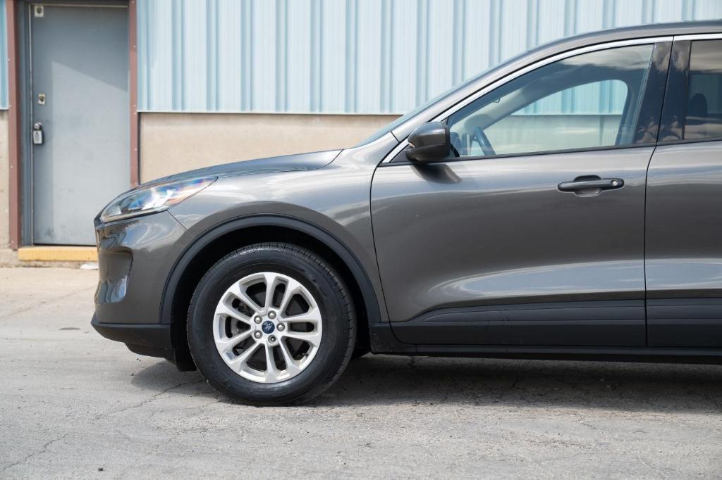 used 2020 Ford Escape car, priced at $9,998