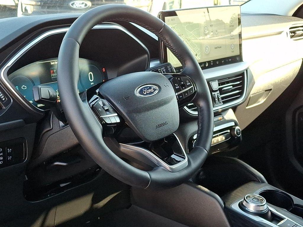 used 2023 Ford Escape car, priced at $27,194