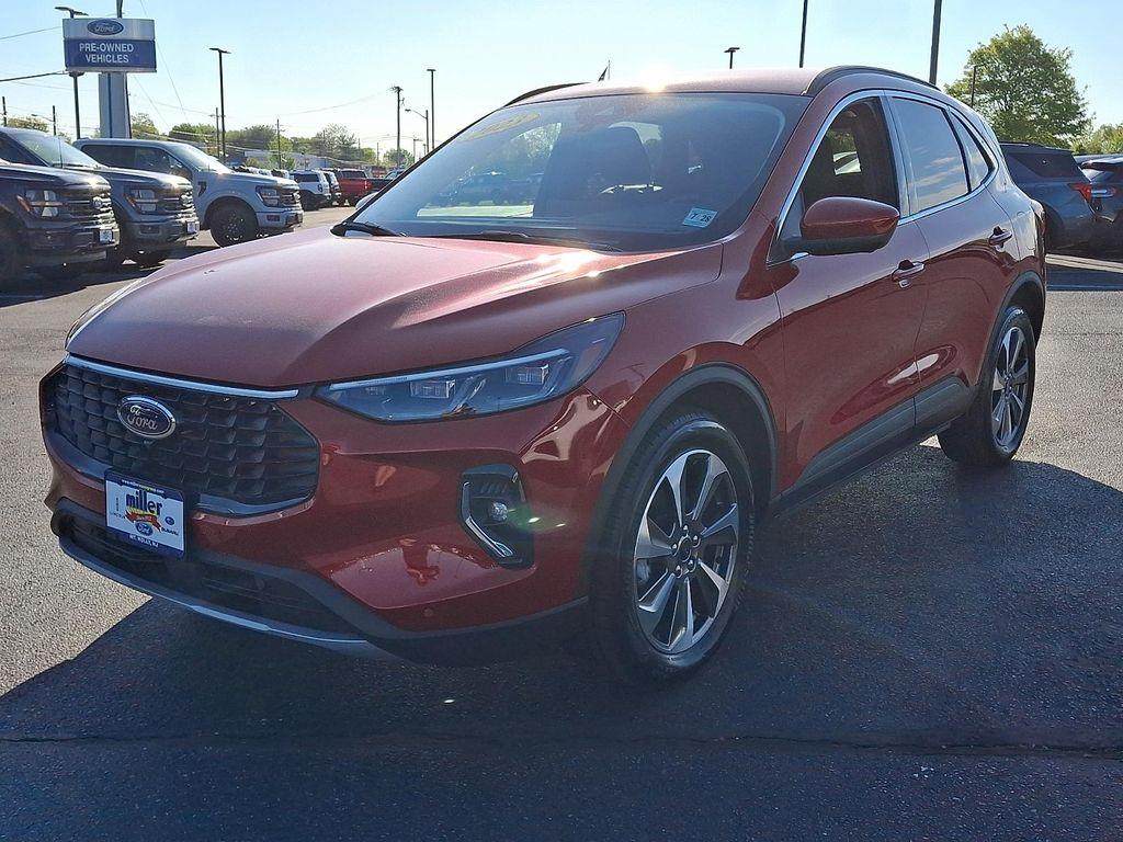 used 2023 Ford Escape car, priced at $27,194