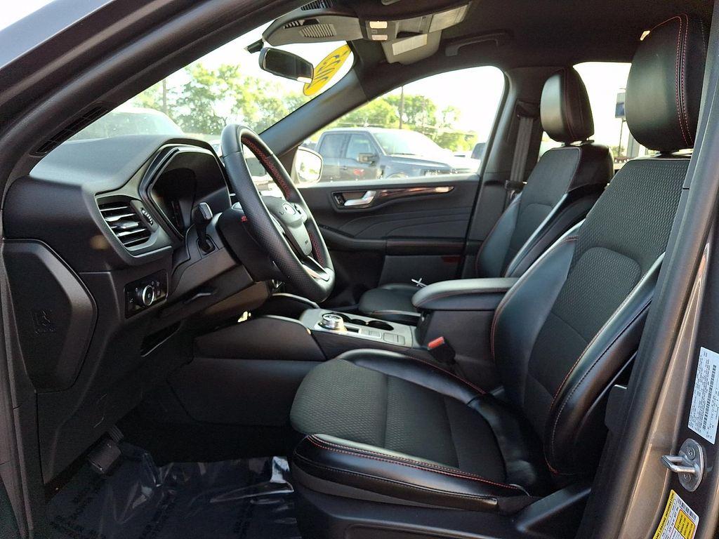 used 2025 Ford Escape car, priced at $26,194