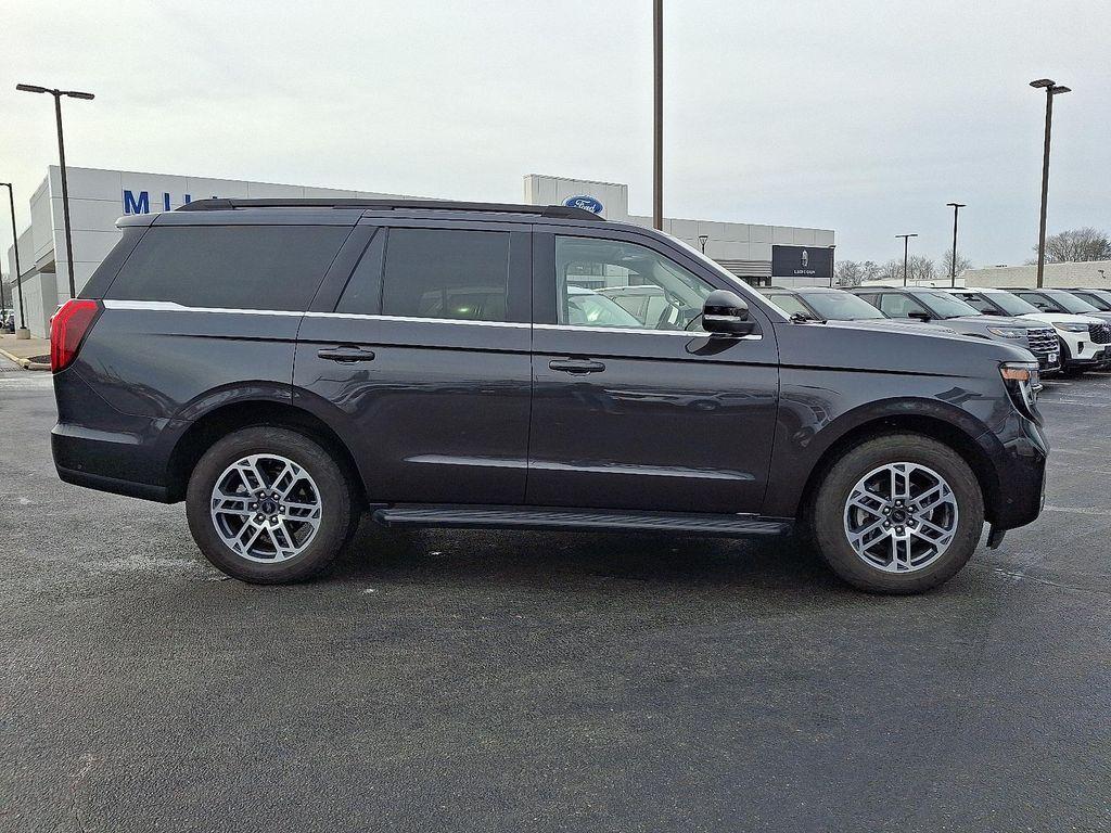 used 2025 Ford Expedition car, priced at $61,990