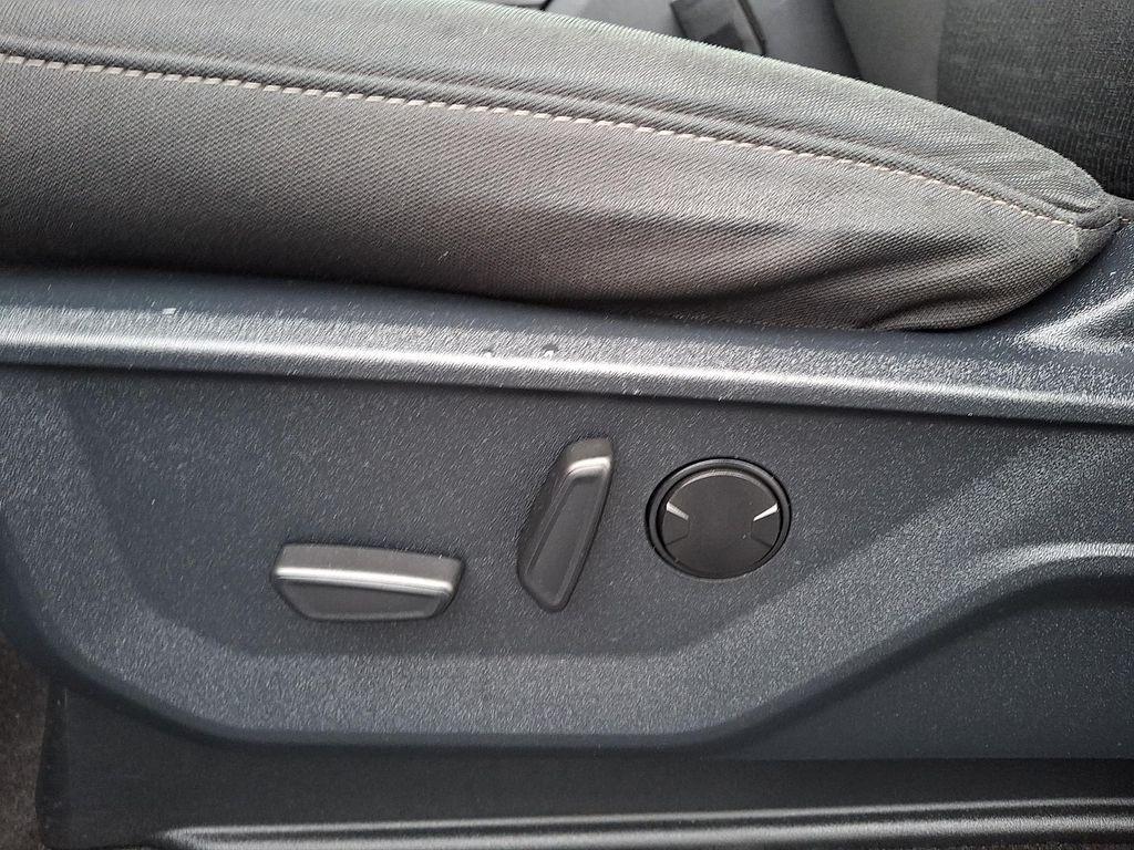 used 2023 Ford F-150 car, priced at $40,995