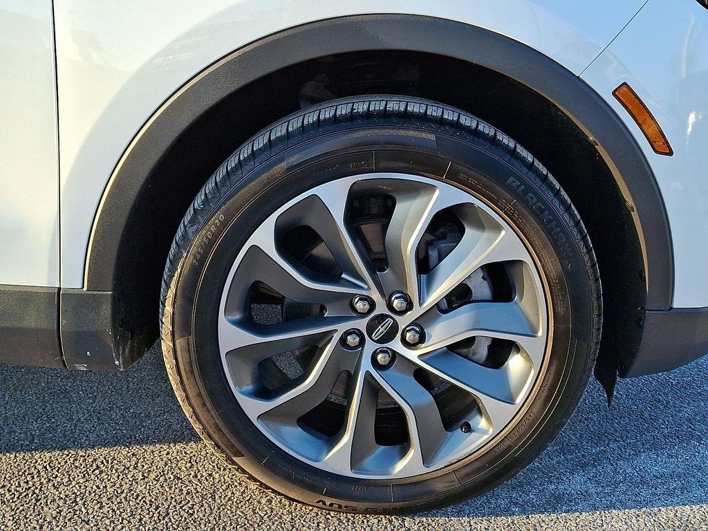 used 2022 Lincoln Nautilus car, priced at $32,991