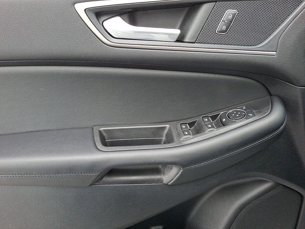 used 2022 Ford Edge car, priced at $25,995