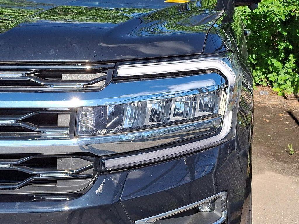 used 2023 Ford Expedition car, priced at $52,094