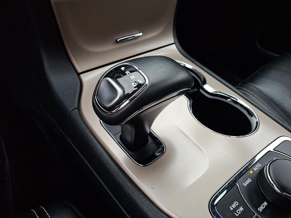 used 2015 Jeep Grand Cherokee car, priced at $12,089