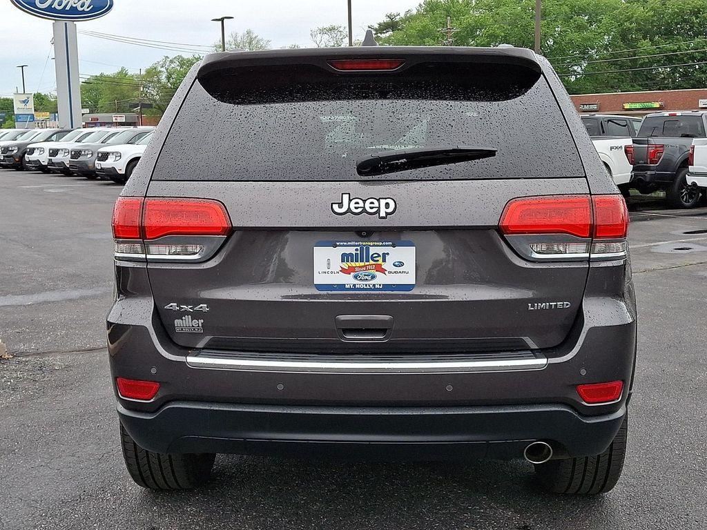 used 2015 Jeep Grand Cherokee car, priced at $12,089