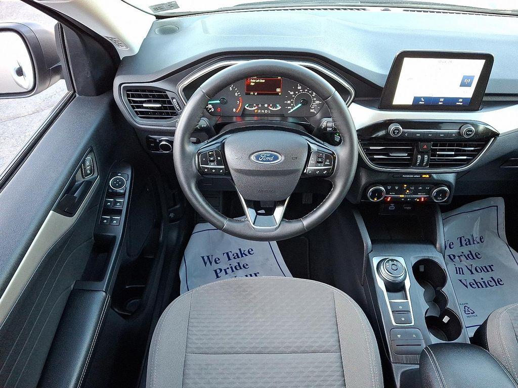 used 2022 Ford Escape car, priced at $19,995