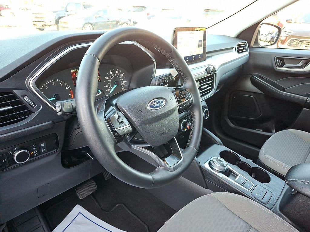 used 2022 Ford Escape car, priced at $19,995