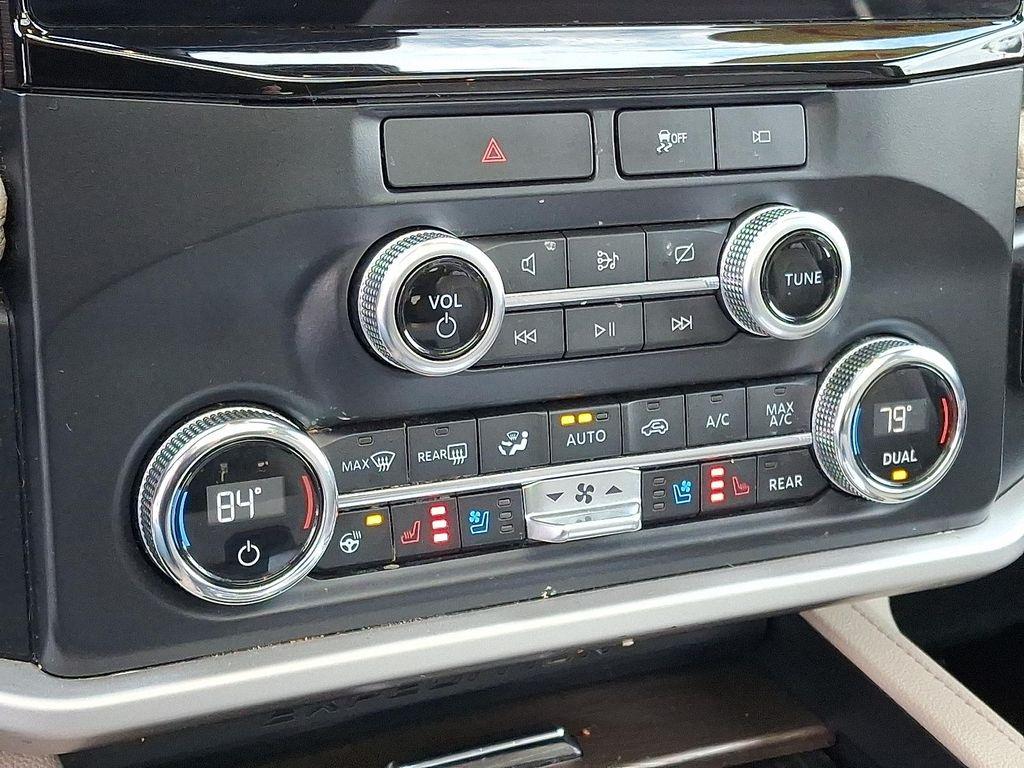 used 2022 Ford Expedition Max car, priced at $50,995