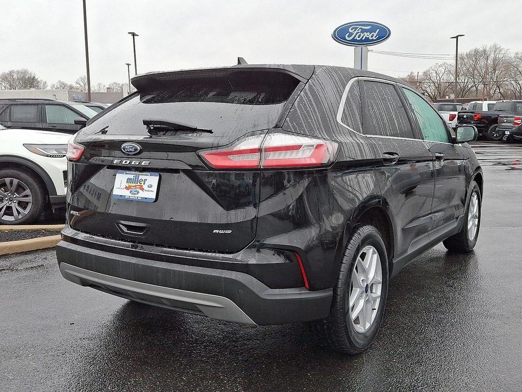 used 2022 Ford Edge car, priced at $25,695