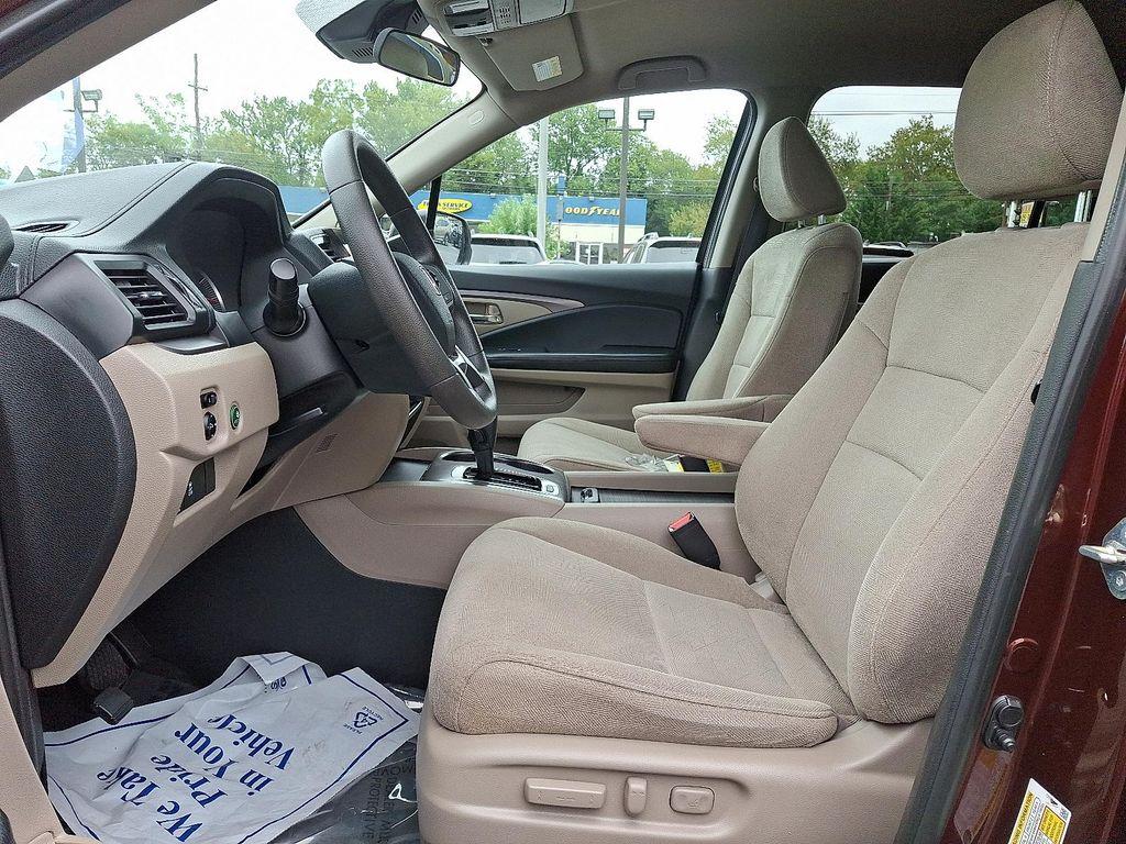 used 2020 Honda Pilot car, priced at $20,490