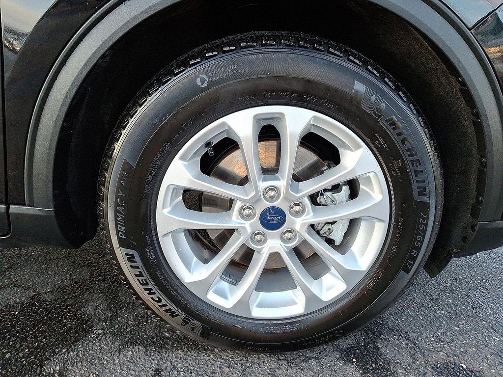 used 2022 Ford Escape car, priced at $19,695