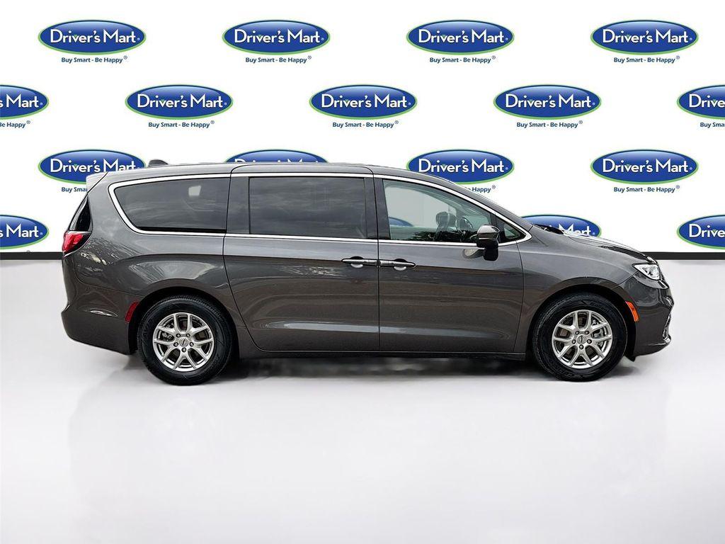 used 2023 Chrysler Pacifica car, priced at $21,395