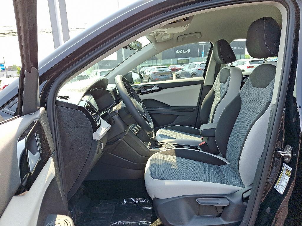 new 2025 Volkswagen Taos car, priced at $28,994