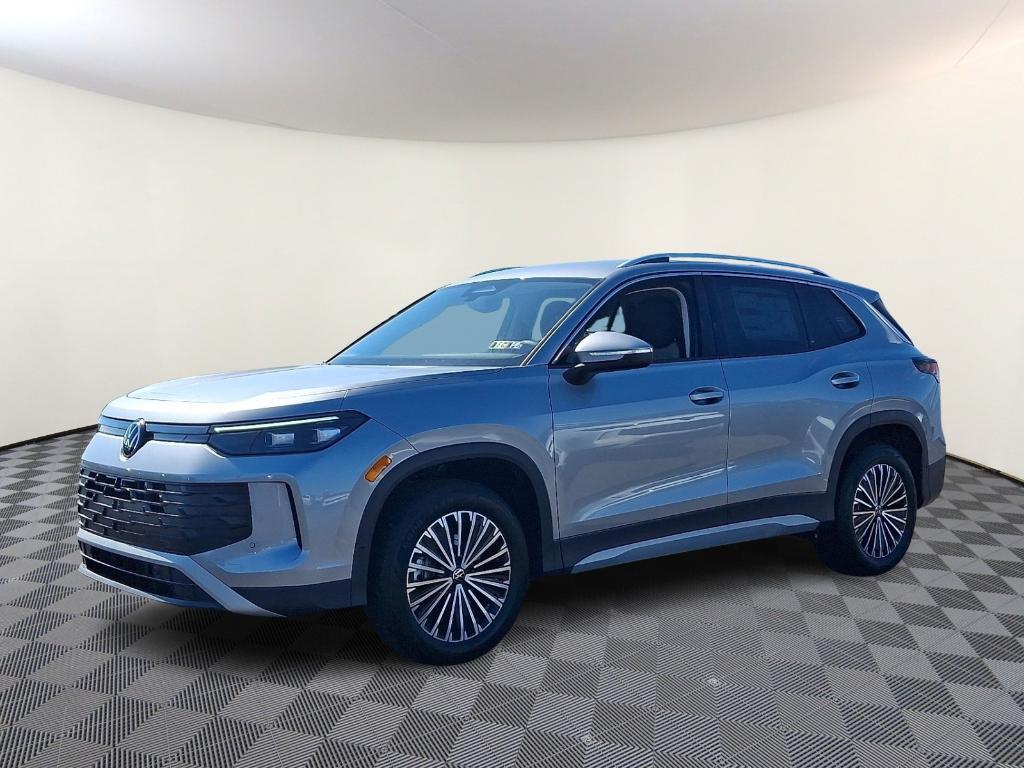 new 2025 Volkswagen Tiguan car, priced at $34,182