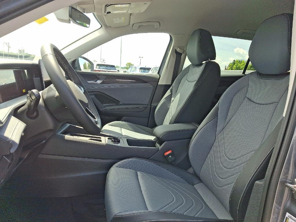 new 2025 Volkswagen Tiguan car, priced at $35,344