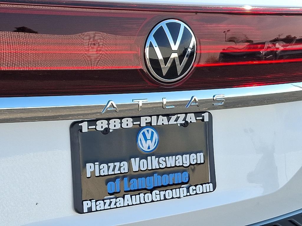 new 2026 Volkswagen Atlas car, priced at $42,464