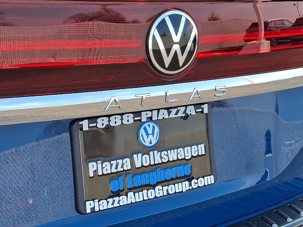 new 2026 Volkswagen Atlas car, priced at $45,785