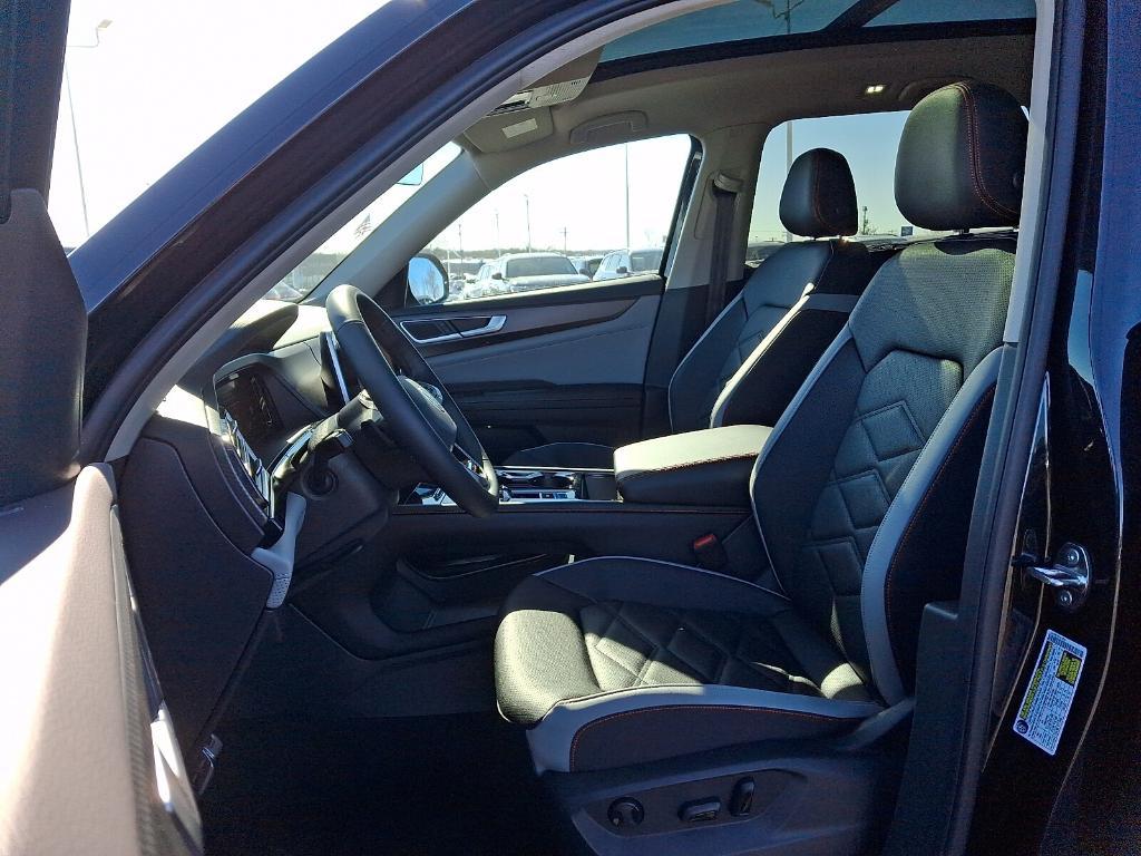 new 2026 Volkswagen Atlas car, priced at $50,853