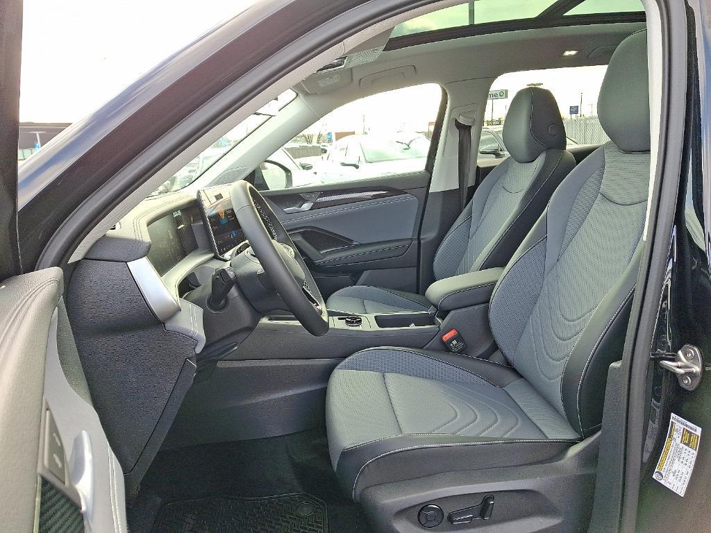 new 2026 Volkswagen Tiguan car, priced at $39,072