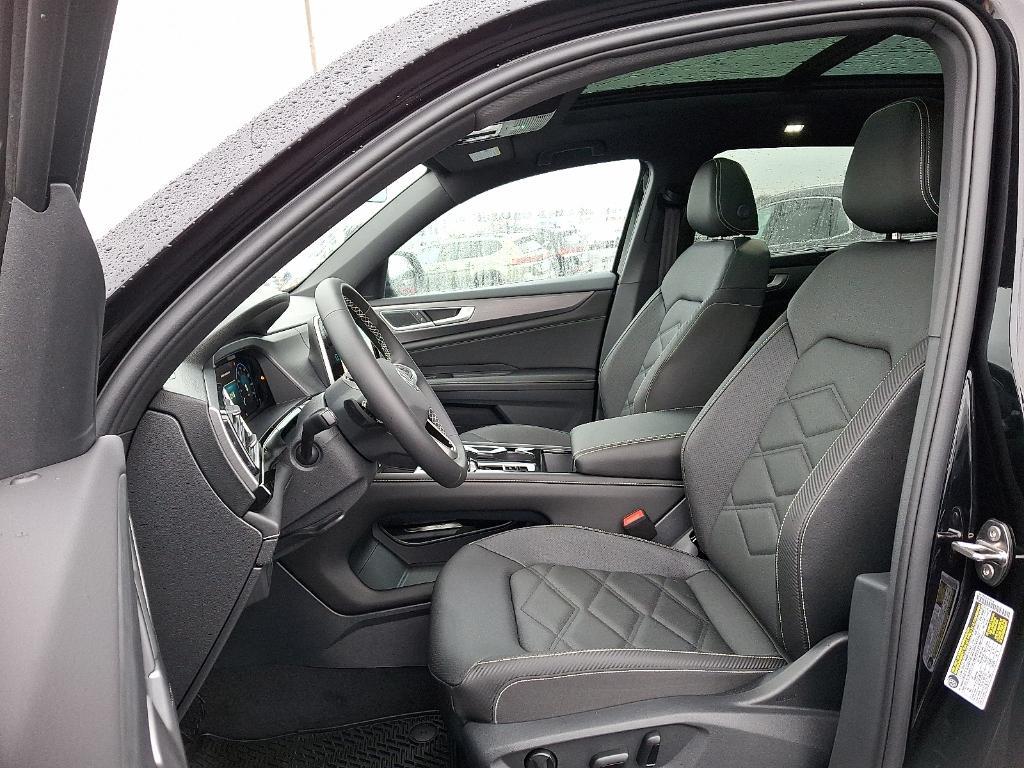 new 2026 Volkswagen Atlas Cross Sport car, priced at $49,276