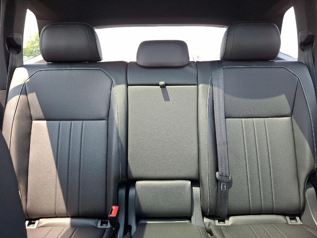 2024 Pyrite Silver Metallic Volkswagen Tiguan