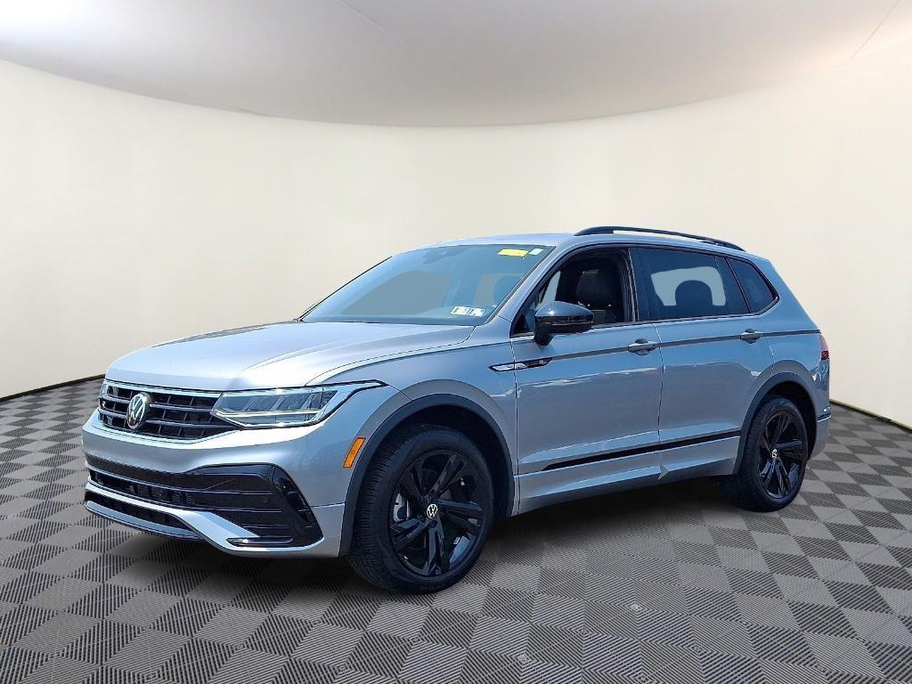 2024 Pyrite Silver Metallic Volkswagen Tiguan