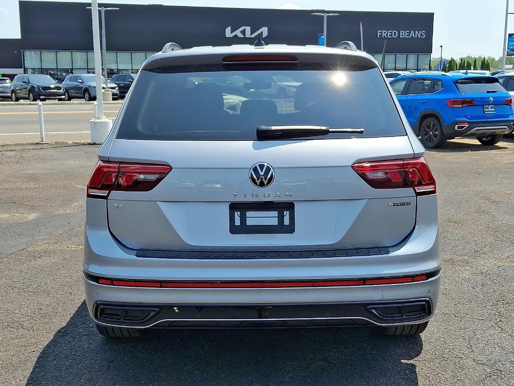 2024 Pyrite Silver Metallic Volkswagen Tiguan